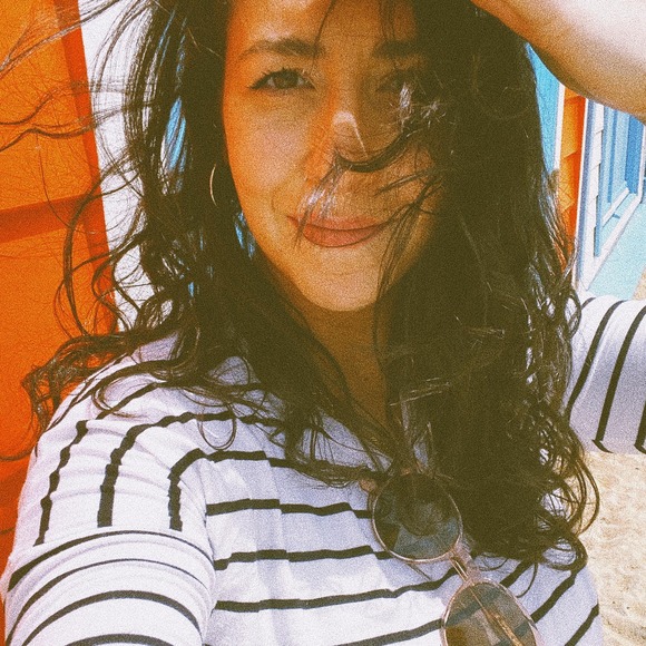 Meet your Posher, Sara - Picture 1 of 1